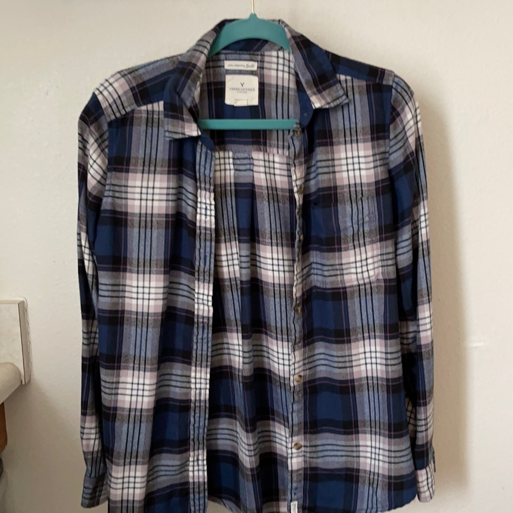 American Eagle Woman Ann - Mazingly Soft Plain Flannel. Boyfriend fit. Size S